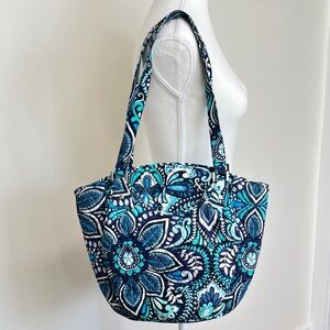 Vera Bradley, EUC, 15x12”, strap drop 11”, hardware, good, no tears clean in/out